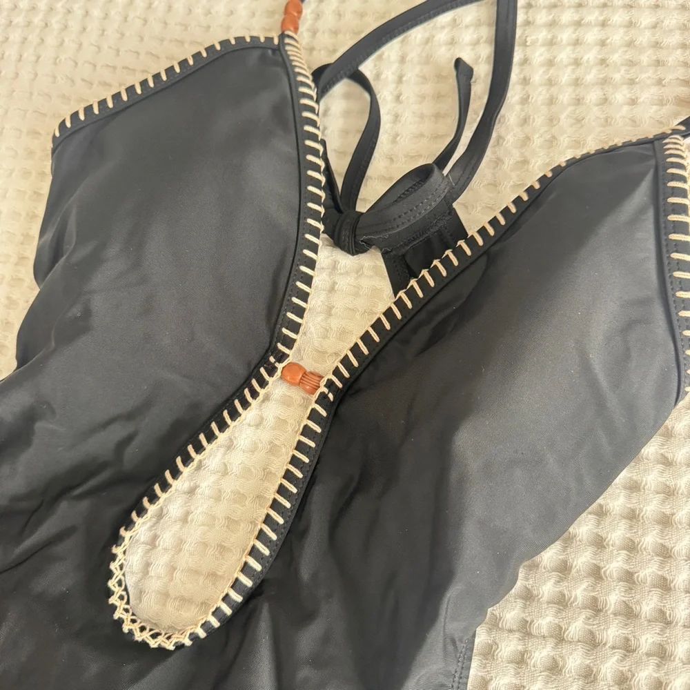 Women’s Black Plunge One-Piece Swimsuit with Decorative Trim Shade & Shore NWOT - Picture 4 of 8